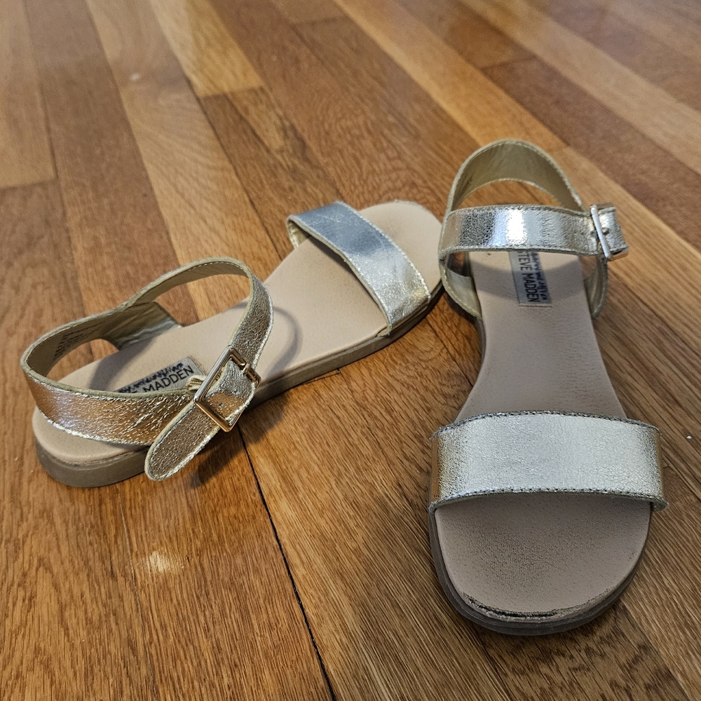 Steve Madden Gold Daryn Sandals